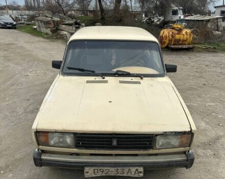 Бежевый ВАЗ 2105, объемом двигателя 2 л и пробегом 100 тыс. км за 300 $, фото 1 на Automoto.ua