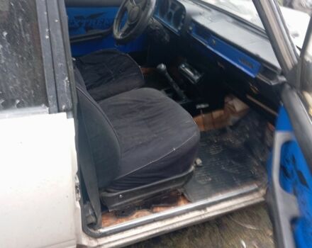 Бежевый ВАЗ 2105, объемом двигателя 1 л и пробегом 60 тыс. км за 500 $, фото 7 на Automoto.ua