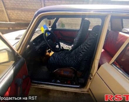 ВАЗ 2105 1985 в Черкассах на Automoto.ua Бежевый ВАЗ 2105, объемом двигателя 1.3 л и пробегом 200 тыс. км за 600 $, фото 3 на Automoto.ua