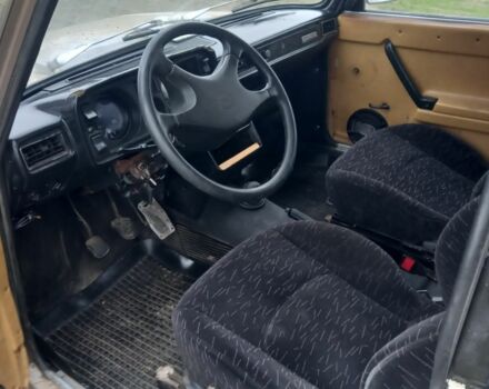 Бежевий ВАЗ 2105, об'ємом двигуна 1.5 л та пробігом 80 тис. км за 544 $, фото 4 на Automoto.ua