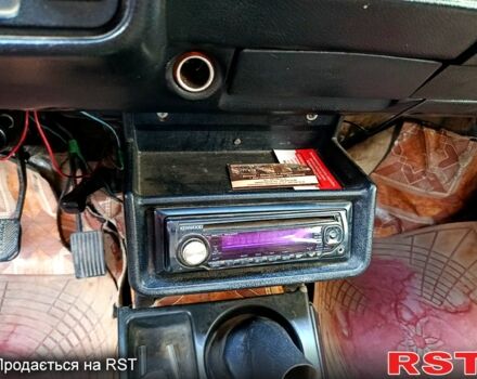 Бежевый ВАЗ 2105, объемом двигателя 1.3 л и пробегом 386 тыс. км за 500 $, фото 5 на Automoto.ua