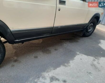 Бежевый ВАЗ 2105, объемом двигателя 1.3 л и пробегом 950 тыс. км за 800 $, фото 6 на Automoto.ua