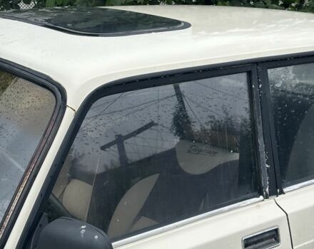 Бежевый ВАЗ 2105, объемом двигателя 1.3 л и пробегом 250 тыс. км за 438 $, фото 3 на Automoto.ua