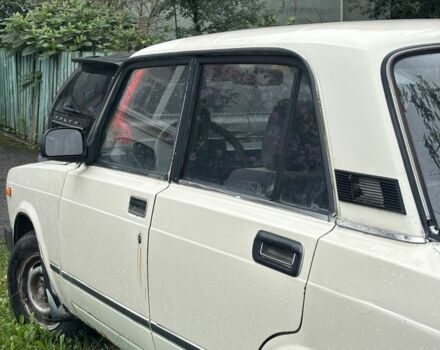 Бежевый ВАЗ 2105, объемом двигателя 1.3 л и пробегом 250 тыс. км за 438 $, фото 4 на Automoto.ua