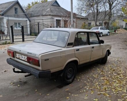 Бежевый ВАЗ 2105, объемом двигателя 1.5 л и пробегом 210 тыс. км за 595 $, фото 5 на Automoto.ua