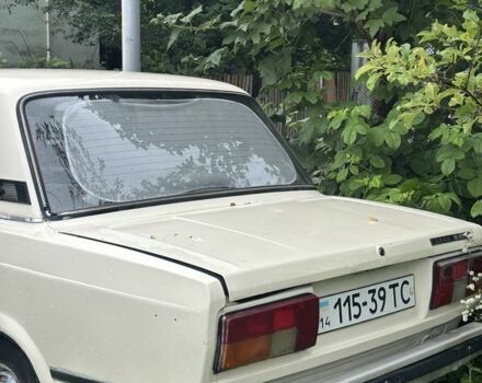 Бежевый ВАЗ 2105, объемом двигателя 1.3 л и пробегом 250 тыс. км за 438 $, фото 2 на Automoto.ua