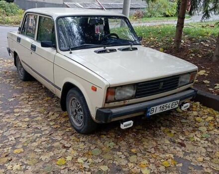 ВАЗ 2105 1987 в Умани на Automoto.ua Бежевый ВАЗ 2105, объемом двигателя 1.5 л и пробегом 215 тыс. км за 700 $, фото 2 на Automoto.ua