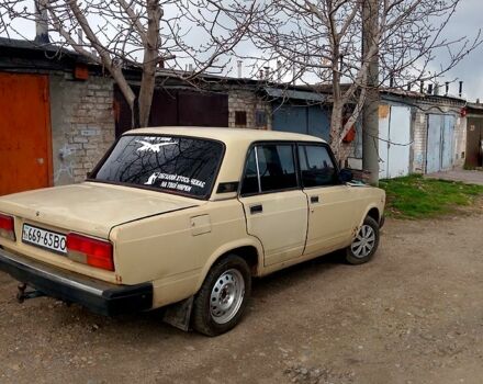 Бежевый ВАЗ 2105, объемом двигателя 13 л и пробегом 200 тыс. км за 500 $, фото 2 на Automoto.ua