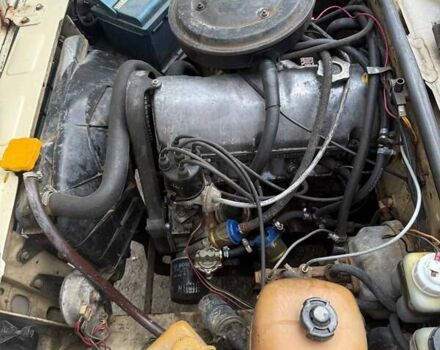 Бежевый ВАЗ 2105, объемом двигателя 1.3 л и пробегом 100 тыс. км за 1300 $, фото 4 на Automoto.ua