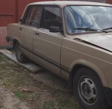 Бежевый ВАЗ 2105, объемом двигателя 1.3 л и пробегом 12 тыс. км за 400 $, фото 1 на Automoto.ua