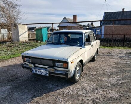 Бежевый ВАЗ 2105, объемом двигателя 1.3 л и пробегом 1000 тыс. км за 500 $, фото 2 на Automoto.ua