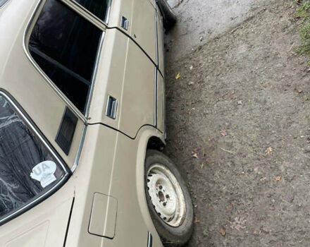 Бежевый ВАЗ 2105, объемом двигателя 1.2 л и пробегом 28 тыс. км за 828 $, фото 2 на Automoto.ua