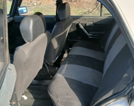 Бежевый ВАЗ 2105, объемом двигателя 1.3 л и пробегом 1000 тыс. км за 500 $, фото 4 на Automoto.ua