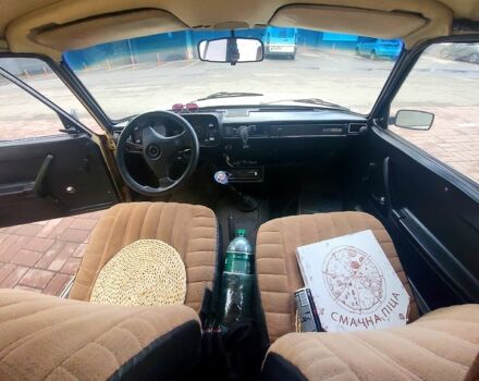 Бежевий ВАЗ 2105, об'ємом двигуна 1.2 л та пробігом 1000 тис. км за 430 $, фото 4 на Automoto.ua