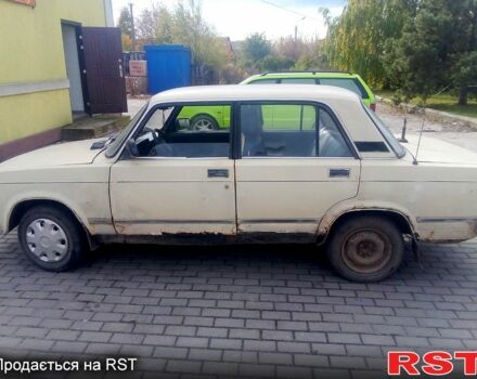 ВАЗ 2105 1989 в Виннице на Automoto.ua Бежевый ВАЗ 2105, объемом двигателя 1.3 л и пробегом 0 тыс. км за 290 $, фото 2 на Automoto.ua