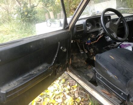 Бежевый ВАЗ 2105, объемом двигателя 1.5 л и пробегом 300 тыс. км за 650 $, фото 6 на Automoto.ua