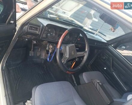 Бежевый ВАЗ 2105, объемом двигателя 1.5 л и пробегом 100 тыс. км за 1250 $, фото 3 на Automoto.ua