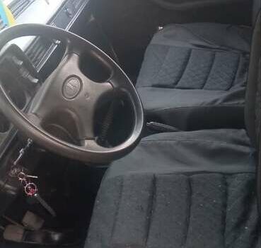 Бежевый ВАЗ 2105, объемом двигателя 1.3 л и пробегом 200 тыс. км за 1000 $, фото 7 на Automoto.ua