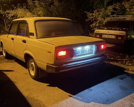 ВАЗ 2105 1991 у Полтаві на Automoto.ua Бежевий ВАЗ 2105, об'ємом двигуна 1.5 л та пробігом 60 тис. км за 723 $, фото 3 на Automoto.ua