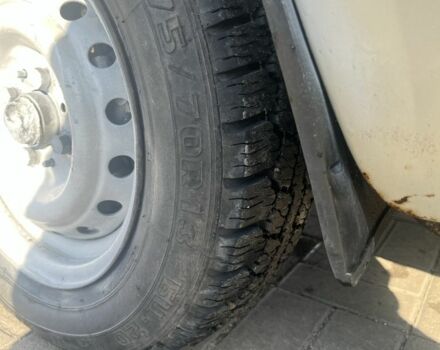 Бежевый ВАЗ 2105, объемом двигателя 1.5 л и пробегом 3 тыс. км за 596 $, фото 6 на Automoto.ua