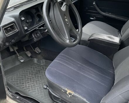 ВАЗ 2105 1991 у Полтаві на Automoto.ua Бежевий ВАЗ 2105, об'ємом двигуна 1.5 л та пробігом 60 тис. км за 723 $, фото 6 на Automoto.ua