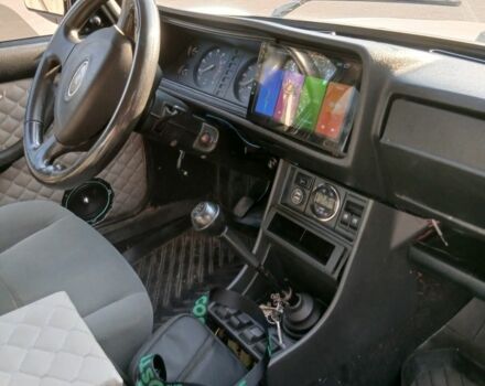 Бежевый ВАЗ 2105, объемом двигателя 1.5 л и пробегом 36 тыс. км за 1000 $, фото 3 на Automoto.ua