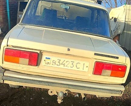 Бежевый ВАЗ 2105, объемом двигателя 1.5 л и пробегом 0 тыс. км за 500 $, фото 2 на Automoto.ua