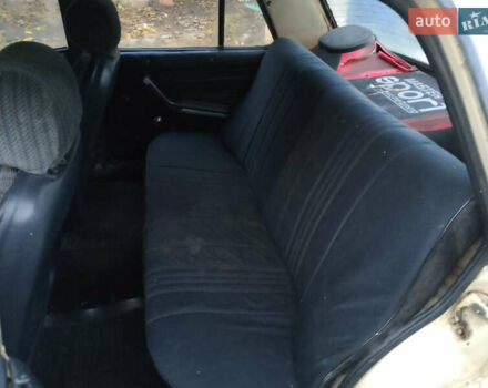 Бежевый ВАЗ 2105, объемом двигателя 1.3 л и пробегом 50 тыс. км за 500 $, фото 3 на Automoto.ua