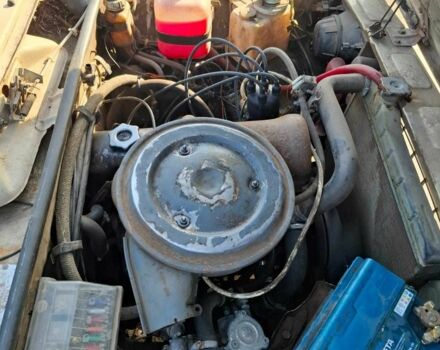 Бежевый ВАЗ 2105, объемом двигателя 1.5 л и пробегом 200 тыс. км за 500 $, фото 5 на Automoto.ua