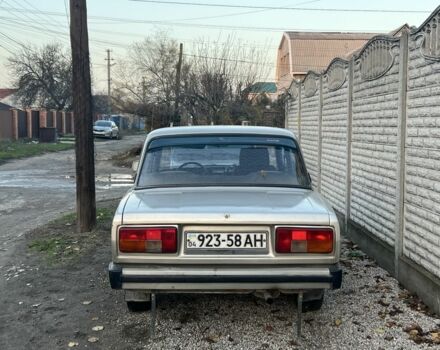 Бежевый ВАЗ 2105, объемом двигателя 1.5 л и пробегом 300 тыс. км за 355 $, фото 2 на Automoto.ua