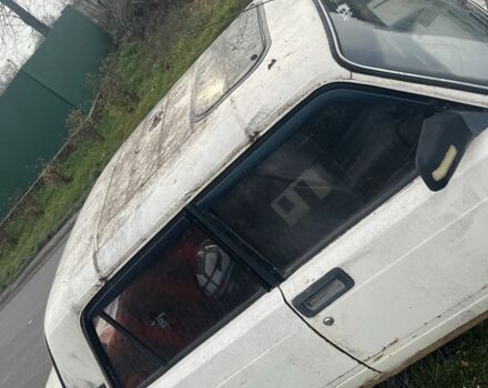 Бежевий ВАЗ 2105, об'ємом двигуна 1.4 л та пробігом 80 тис. км за 400 $, фото 2 на Automoto.ua