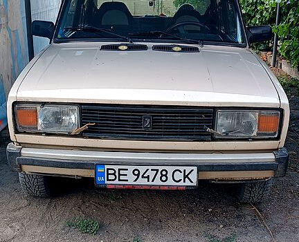 Бежевый ВАЗ 2105, объемом двигателя 1.5 л и пробегом 69 тыс. км за 1000 $, фото 1 на Automoto.ua