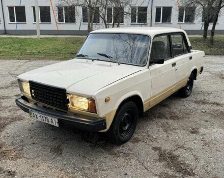 Бежевый ВАЗ 2105, объемом двигателя 0 л и пробегом 250 тыс. км за 650 $, фото 2 на Automoto.ua