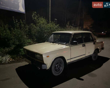 Бежевый ВАЗ 2105, объемом двигателя 1.3 л и пробегом 257 тыс. км за 592 $, фото 4 на Automoto.ua