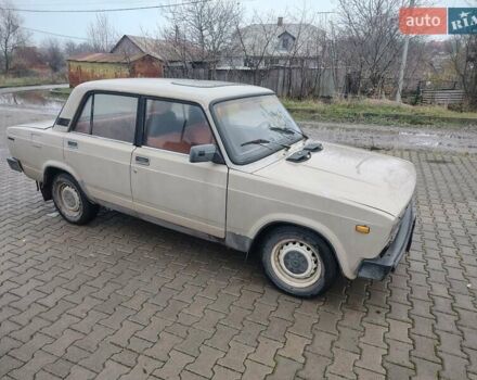 Бежевый ВАЗ 2105, объемом двигателя 1.3 л и пробегом 150 тыс. км за 650 $, фото 2 на Automoto.ua
