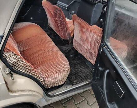 Бежевый ВАЗ 2105, объемом двигателя 1.3 л и пробегом 150 тыс. км за 650 $, фото 12 на Automoto.ua