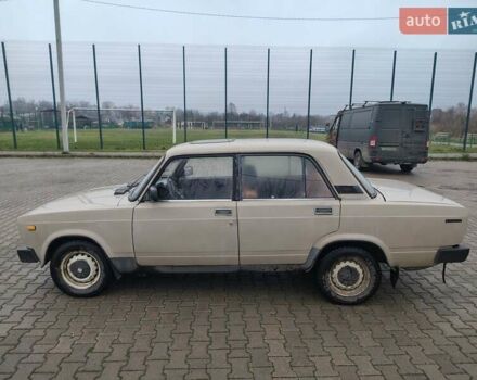 Бежевый ВАЗ 2105, объемом двигателя 1.3 л и пробегом 150 тыс. км за 650 $, фото 6 на Automoto.ua