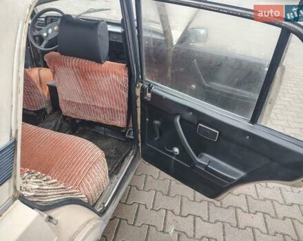 Бежевый ВАЗ 2105, объемом двигателя 1.3 л и пробегом 150 тыс. км за 650 $, фото 13 на Automoto.ua