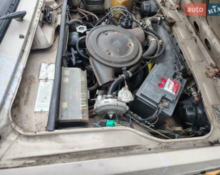 Бежевый ВАЗ 2105, объемом двигателя 1.3 л и пробегом 150 тыс. км за 650 $, фото 18 на Automoto.ua