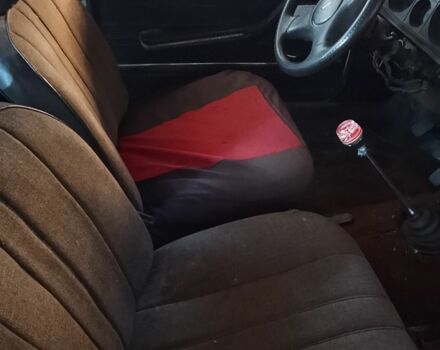 Бежевый ВАЗ 2105, объемом двигателя 0 л и пробегом 1000 тыс. км за 425 $, фото 5 на Automoto.ua