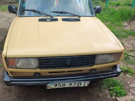 ВАЗ 2105 1982 в Бершаде на Automoto.ua Бежевый ВАЗ 2105, объемом двигателя 1.3 л и пробегом 3 тыс. км за 410 $, фото 1 на Automoto.ua