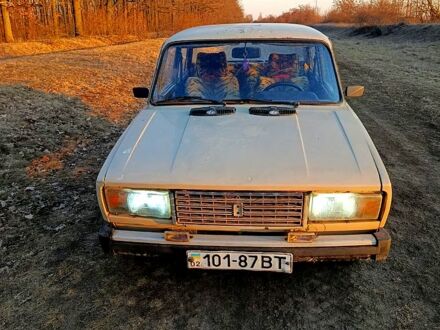 ВАЗ 2105 1983 в Могилев-Подольском на Automoto.ua Бежевый ВАЗ 2105, объемом двигателя 1.3 л и пробегом 239 тыс. км за 450 $, фото 1 на Automoto.ua