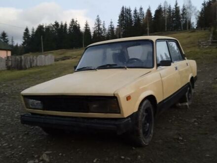 ВАЗ 2105 1983 в Долине на Automoto.ua Бежевый ВАЗ 2105, объемом двигателя 1.5 л и пробегом 444 тыс. км за 350 $, фото 1 на Automoto.ua
