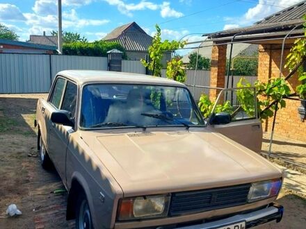 ВАЗ 2105 1984 в Южноукраинске на Automoto.ua Бежевый ВАЗ 2105, объемом двигателя 1.3 л и пробегом 0 тыс. км за 850 $, фото 1 на Automoto.ua