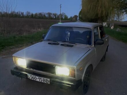 ВАЗ 2105 1984 у Обухове на Automoto.ua Бежевий ВАЗ 2105, об'ємом двигуна 1.5 л та пробігом 100 тис. км за 800 $, фото 1 на Automoto.ua