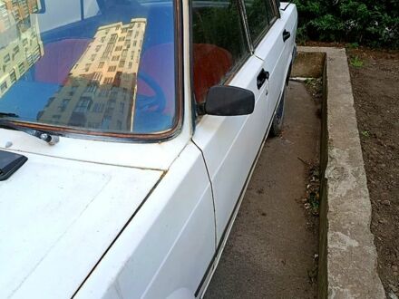 Бежевый ВАЗ 2105, объемом двигателя 1.5 л и пробегом 0 тыс. км за 380 $, фото 1 на Automoto.ua