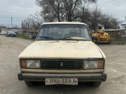 Бежевый ВАЗ 2105, объемом двигателя 2 л и пробегом 100 тыс. км за 300 $, фото 1 на Automoto.ua
