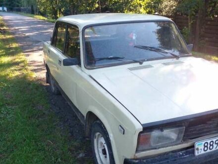 ВАЗ 2105 1986 у Ужгороді на Automoto.ua Бежевий ВАЗ 2105, об'ємом двигуна 5 л та пробігом 170 тис. км за 343 $, фото 1 на Automoto.ua