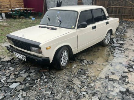 ВАЗ 2105 1987 в Житомире на Automoto.ua Бежевый ВАЗ 2105, объемом двигателя 1.3 л и пробегом 95 тыс. км за 650 $, фото 1 на Automoto.ua