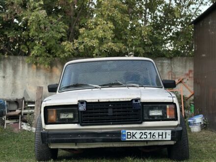 ВАЗ 2105 1987 у Рівному на Automoto.ua Бежевий ВАЗ 2105, об'ємом двигуна 1.5 л та пробігом 100 тис. км за 1600 $, фото 1 на Automoto.ua